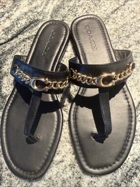 COACH Black Leather Thong Sandals with Gold Chain Logo